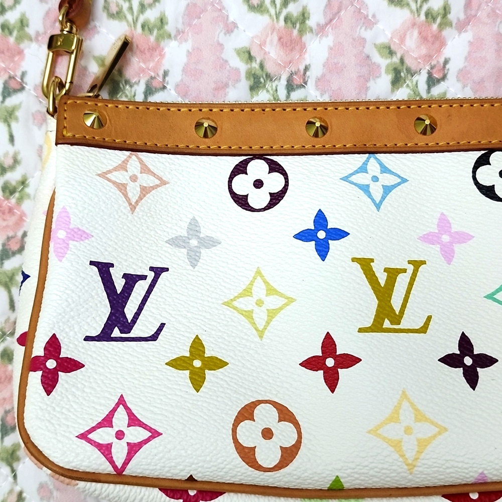 💎 Louis Vuitton White Takashi Murakami Multicolor Iconic Monogram Pochette Bag - Picture 7 of 17